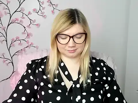 Lola moree online show from December 18, 12:44 pm