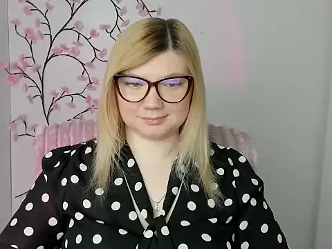 Lola moree online show from April 21, 11:38 am