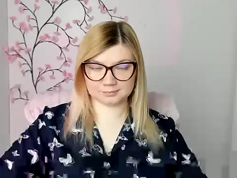 Lola moree online show from April 22, 11:34 am