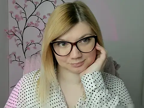 Lola moree online show from April 23, 11:42 am