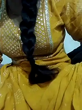 Snapshot of saaniya chatting on November 11, 8:36 am saaniya online show from November 11, 8:36 am