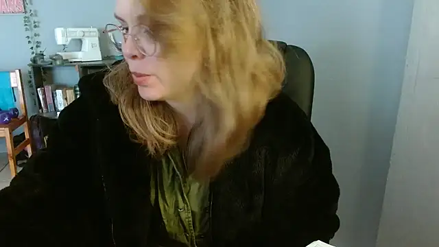 Snapshot of Chill_Billie chatting on June 5, 10:54 am Chill Billie online show from June 5, 10:54 am