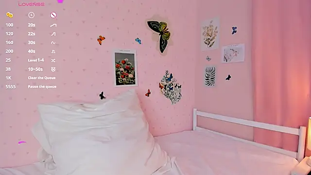 Snapshot of DarylBody chatting on March 10, 10:45 pm DarylBody online show from March 10, 10:45 pm