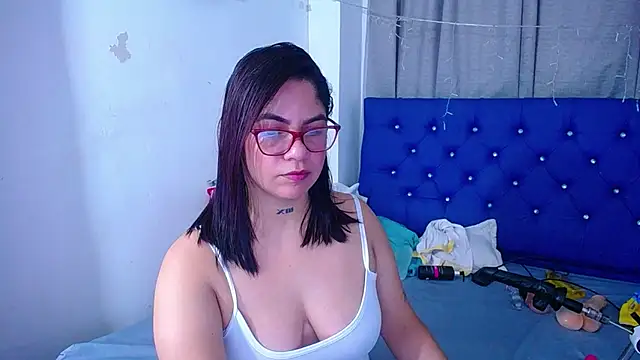 hornny cougar online show from September 26, 3:21 am