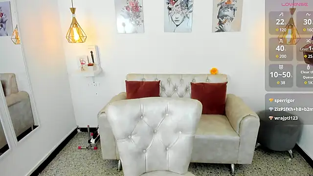 Snapshot of Hadley_ chatting on February 6, 9:53 am Hadley online show from February 6, 9:53 am