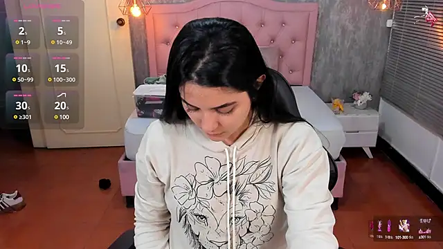 Snapshot of Hadley_ chatting on February 10, 4:19 am Hadley online show from February 10, 4:19 am