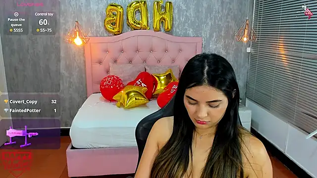 Snapshot of Hadley_ chatting on February 15, 6:23 am Hadley online show from February 15, 6:23 am