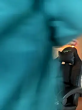 Snapshot of Hadley_ chatting on September 9, 3:17 am Hadley online show from September 9, 3:17 am