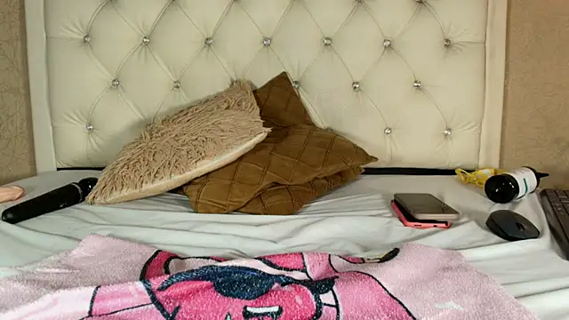 Hadley  online show from March 21, 8:19 am