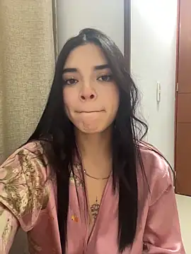 eileensophi online show from January 19, 1:31 am