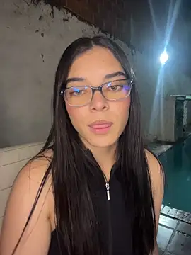 eileensophi online show from March 6, 4:09 am