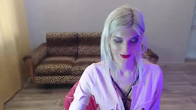 SexyBeatriice online show from February 14, 7:07 am