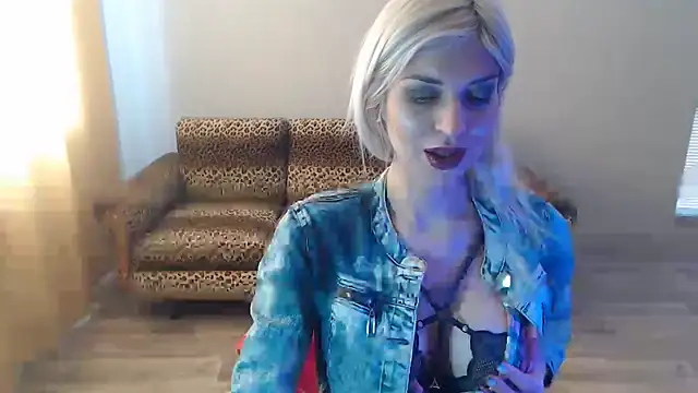 SexyBeatriice online show from February 16, 10:10 am