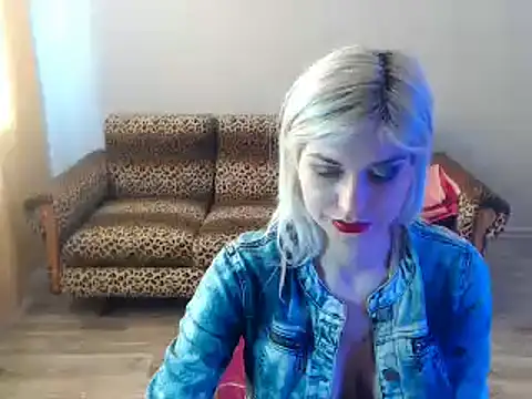 SexyBeatriice online show from March 1, 10:24 am