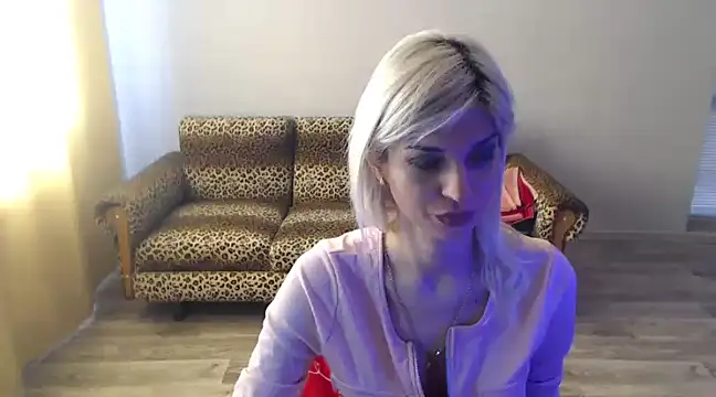 SexyBeatriice online show from March 14, 7:15 am