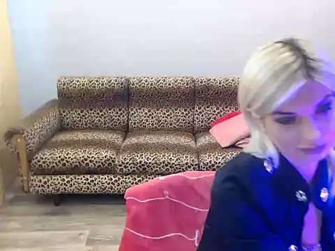 SexyBeatriice online show from October 16, 6:25 am