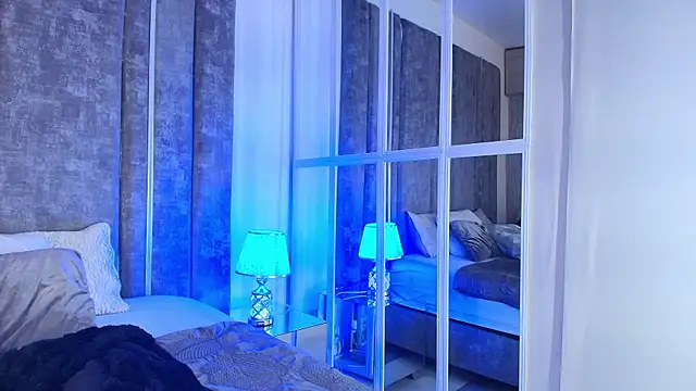 AliDiaz  online show from April 7, 6:41 pm