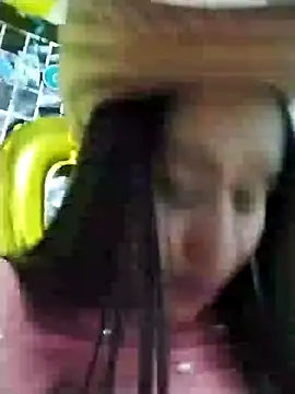 Snapshot of kamila_lovee chatting on February 9, 7:05 am kamila lovee online show from February 9, 7:05 am