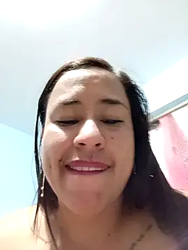 Snapshot of kamila_lovee chatting on March 1, 5:49 pm kamila lovee online show from March 1, 5:49 pm