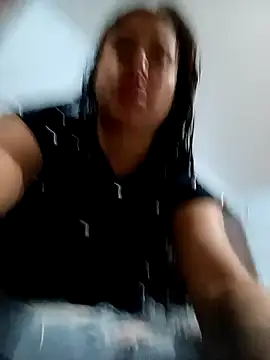 Snapshot of kamila_lovee chatting on March 22, 3:42 pm kamila lovee online show from March 22, 3:42 pm