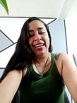 Snapshot of kamila_lovee chatting on September 29, 6:57 pm kamila lovee online show from September 29, 6:57 pm