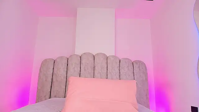 sharlott miller online show from February 20, 3:03 am