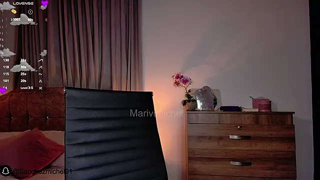 Marivimichel1 online show from February 12, 9:42 am