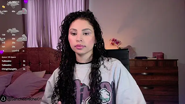 Marivimichel1 online show from February 22, 3:36 pm