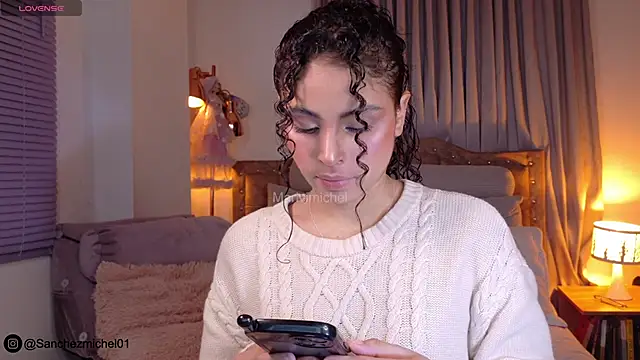 Marivimichel1 online show from November 17, 5:02 am