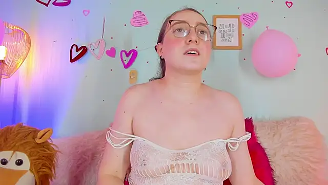 Snapshot of julietha_bianco_ chatting on February 18, 3:21 pm julietha bianco  online show from February 18, 3:21 pm