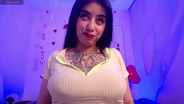 Adri Gomez  online show from February 24, 6:27 am