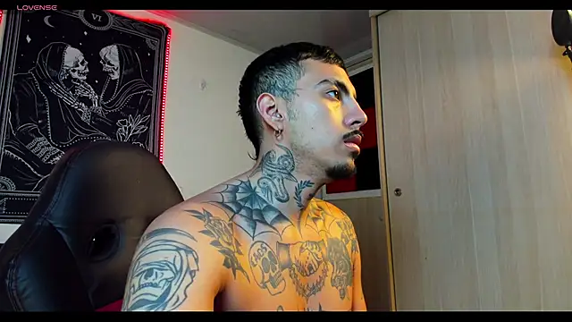 scockpion   online show from February 12, 8:59 am