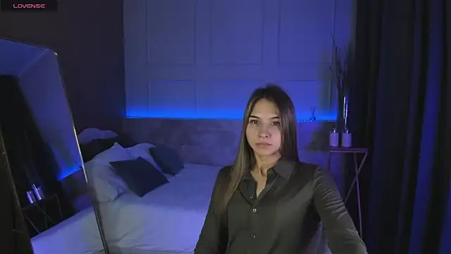 CharmBianca online show from February 5, 5:52 am