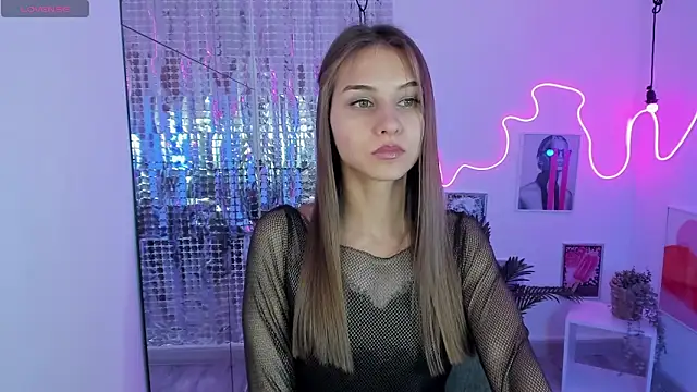 CharmBianca online show from February 14, 11:31 am