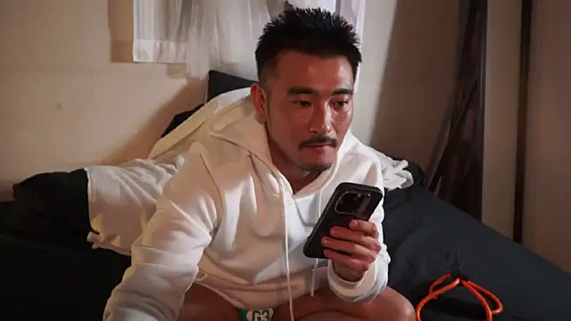 NARIO 18KIN online show from February 11, 1:51 pm