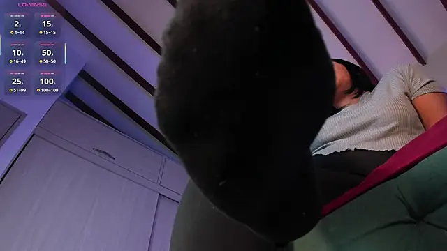 Snapshot of aleya_bliss chatting on November 15, 3:15 am aleya bliss online show from November 15, 3:15 am