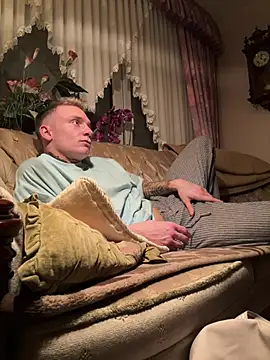 Snapshot of Yankees- chatting on January 30, 11:24 pm Yankees- online show from January 30, 11:24 pm