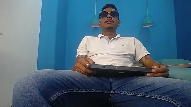 Snapshot of Saipadpuer30 chatting on March 11, 7:14 pm Saipadpuer30 online show from March 11, 7:14 pm