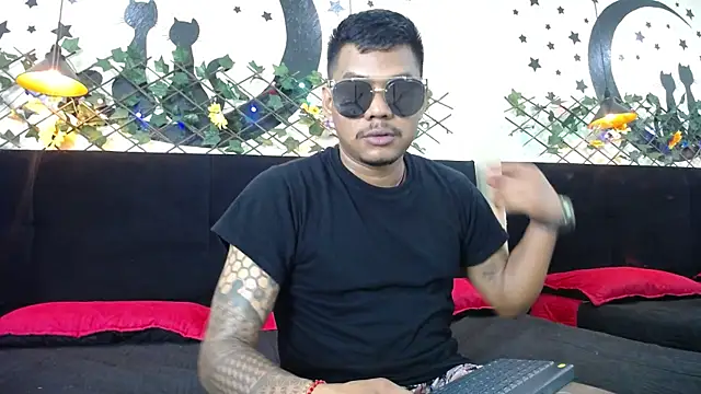 Snapshot of Saipadpuer30 chatting on March 13, 4:34 pm Saipadpuer30 online show from March 13, 4:34 pm