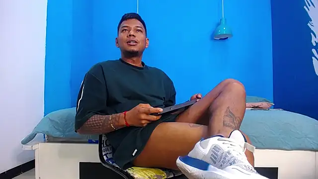 Snapshot of Saipadpuer30 chatting on March 18, 3:42 pm Saipadpuer30 online show from March 18, 3:42 pm