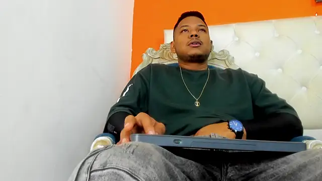 Snapshot of Saipadpuer30 chatting on September 18, 12:29 pm Saipadpuer30 online show from September 18, 12:29 pm