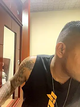 Snapshot of Saipadpuer30 chatting on October 4, 5:05 am Saipadpuer30 online show from October 4, 5:05 am