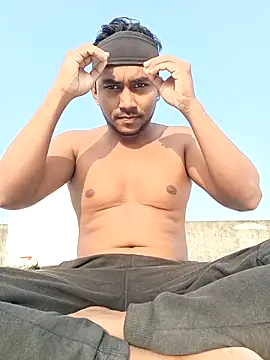 Snapshot of bigcock_thick chatting on November 9, 2:10 am bigcock thick online show from November 9, 2:10 am