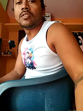 Snapshot of bigcock_thick chatting on December 14, 2:50 am bigcock thick online show from December 14, 2:50 am