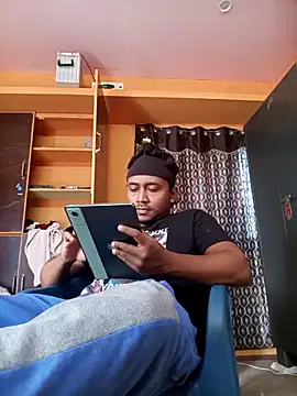 bigcock thick online show from March 17, 3:11 am