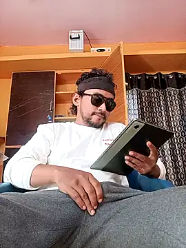 bigcock thick online show from April 20, 2:03 am