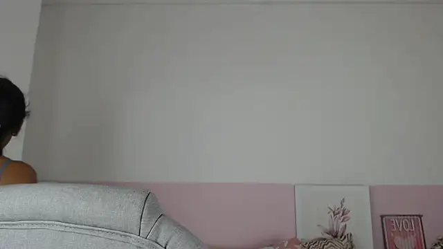 brendathompson  online show from February 11, 12:48 pm