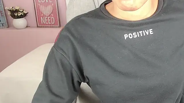 brendathompson  online show from February 14, 12:36 pm