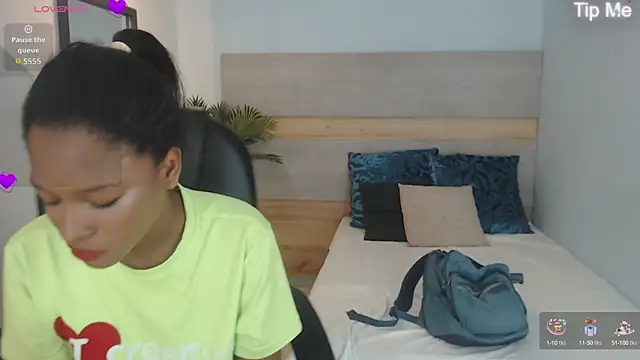 brendathompson  online show from September 26, 3:43 am