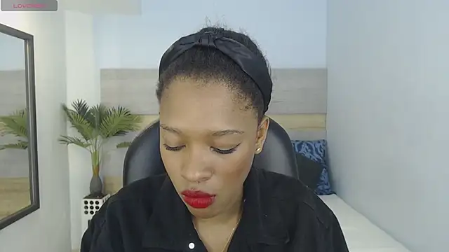 brendathompson  online show from October 3, 2:19 am